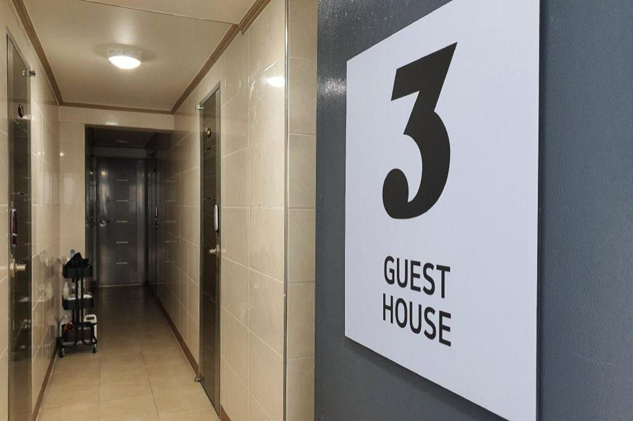 3 Hotel 3*